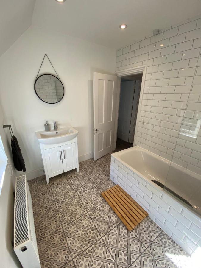 Stylish 2 Bedroom Cottage, Close To Town Centre Worthing Dış mekan fotoğraf