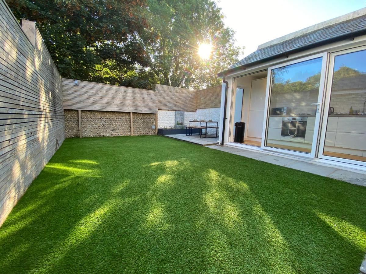 Stylish 2 Bedroom Cottage, Close To Town Centre Worthing Dış mekan fotoğraf